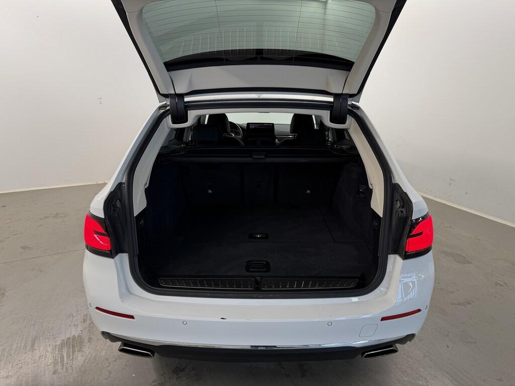 BMW Serie 5 530d Touring mhev 48V xdrive Business auto