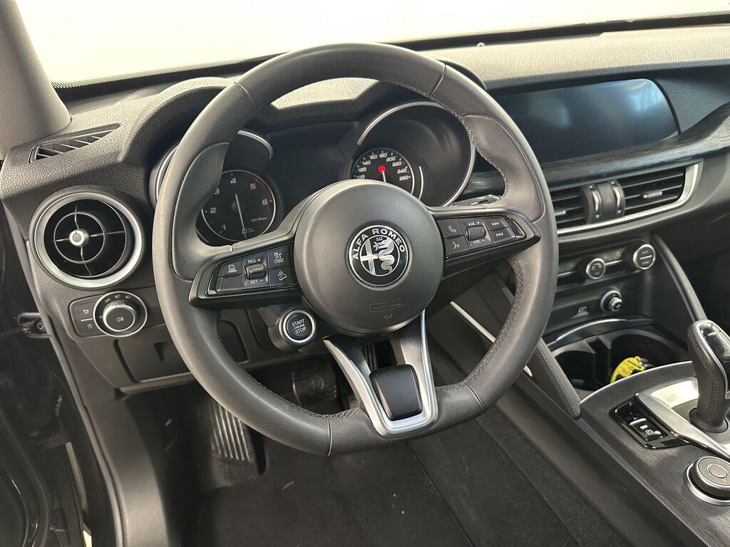 Alfa Romeo Stelvio 2.2 t Business Q4 190cv auto