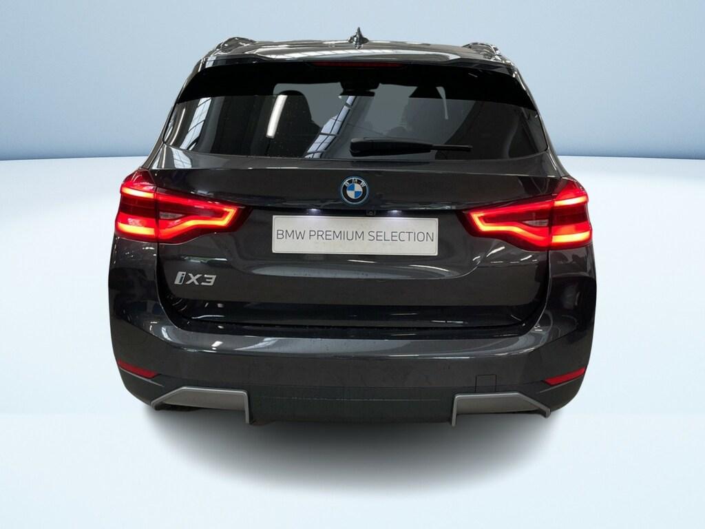 BMW iX3 bev Impressive