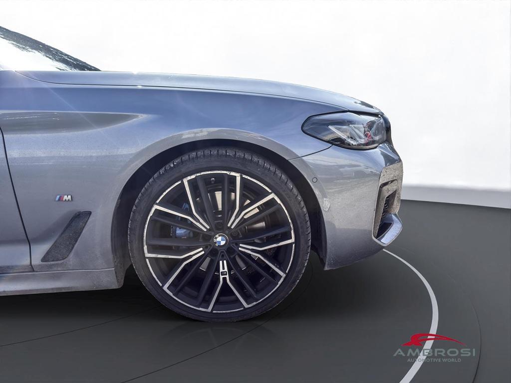 BMW Serie 5 520d Touring mhev 48V xdrive Msport auto