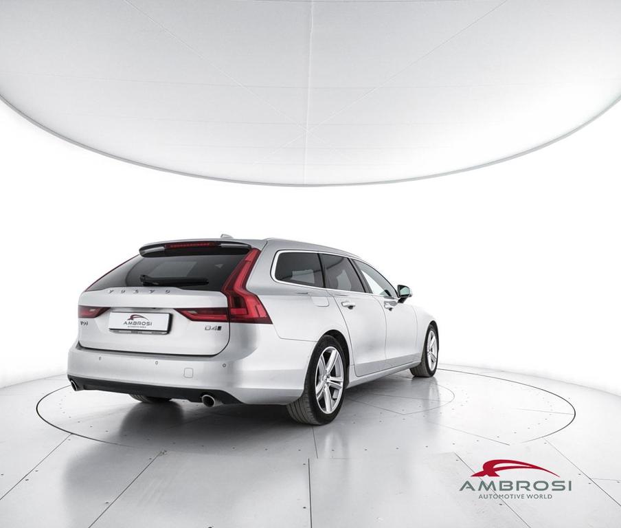 Volvo V90 2.0 D4 Momentum awd geartronic