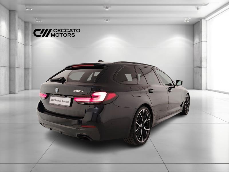 BMW Serie 5 530d Touring mhev 48V xdrive Luxury auto