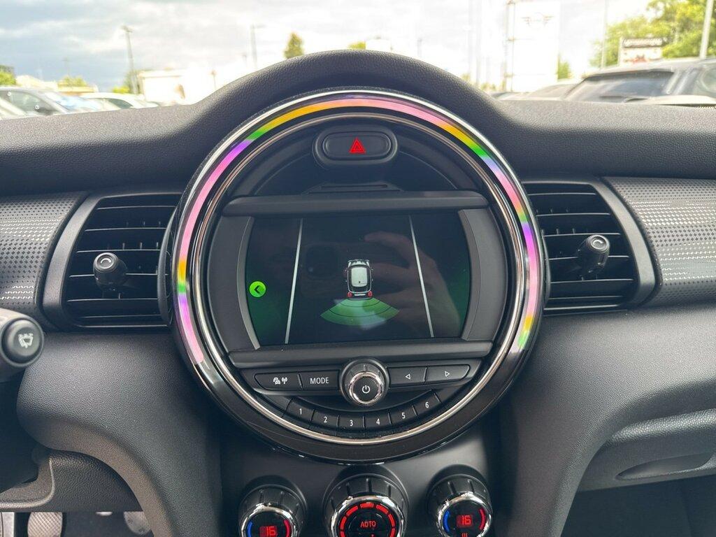 Mini Cooper D 1.5 TwinPower Turbo Cooper D Hype