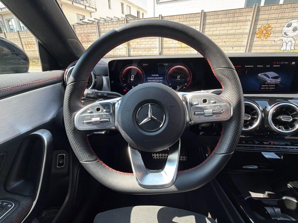 Mercedes CLA Shooting Brake 200 d Premium auto