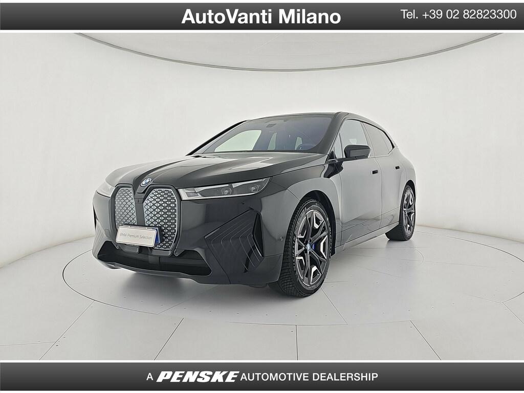 BMW iX xdrive40 pacchetto sportivo