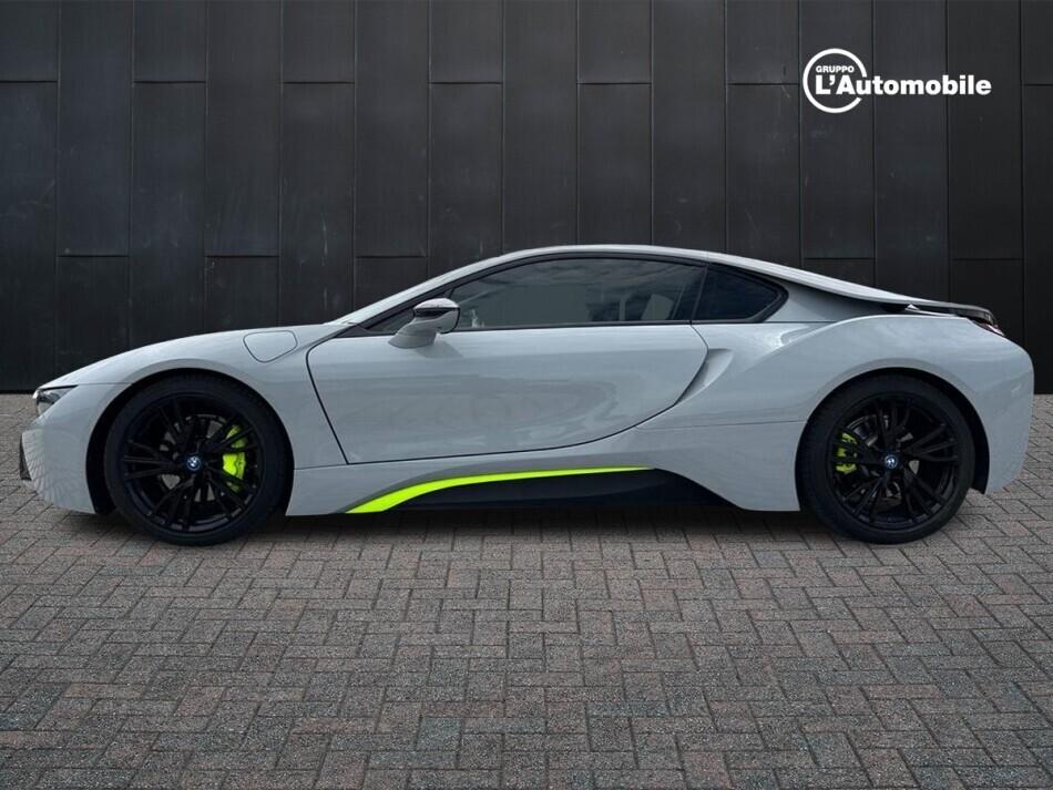 BMW i8 Coupe 1.5 auto