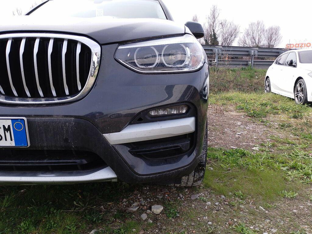 BMW X3 xdrive20d mhev 48V xLine auto