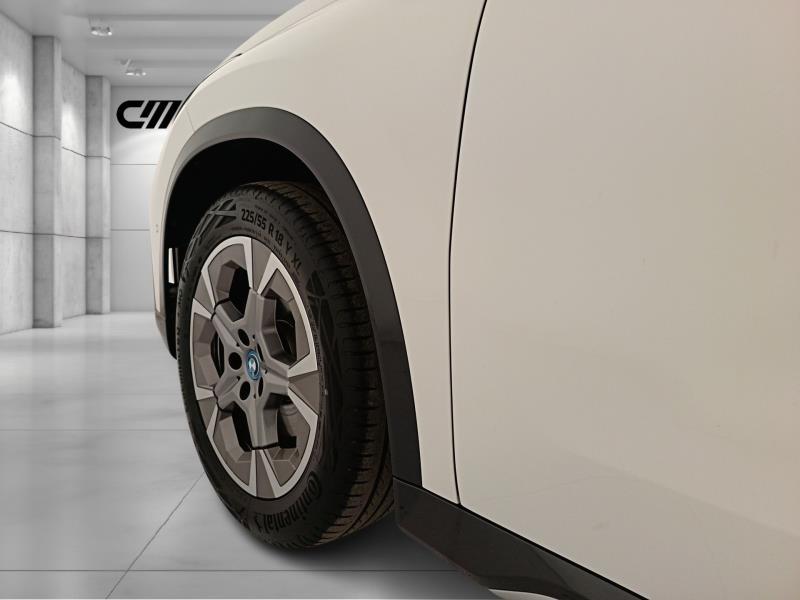 BMW iX1 edrive 20 X-Line