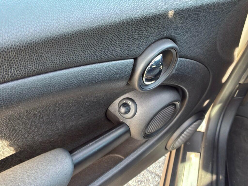 Mini Cooper 1.6 Cooper