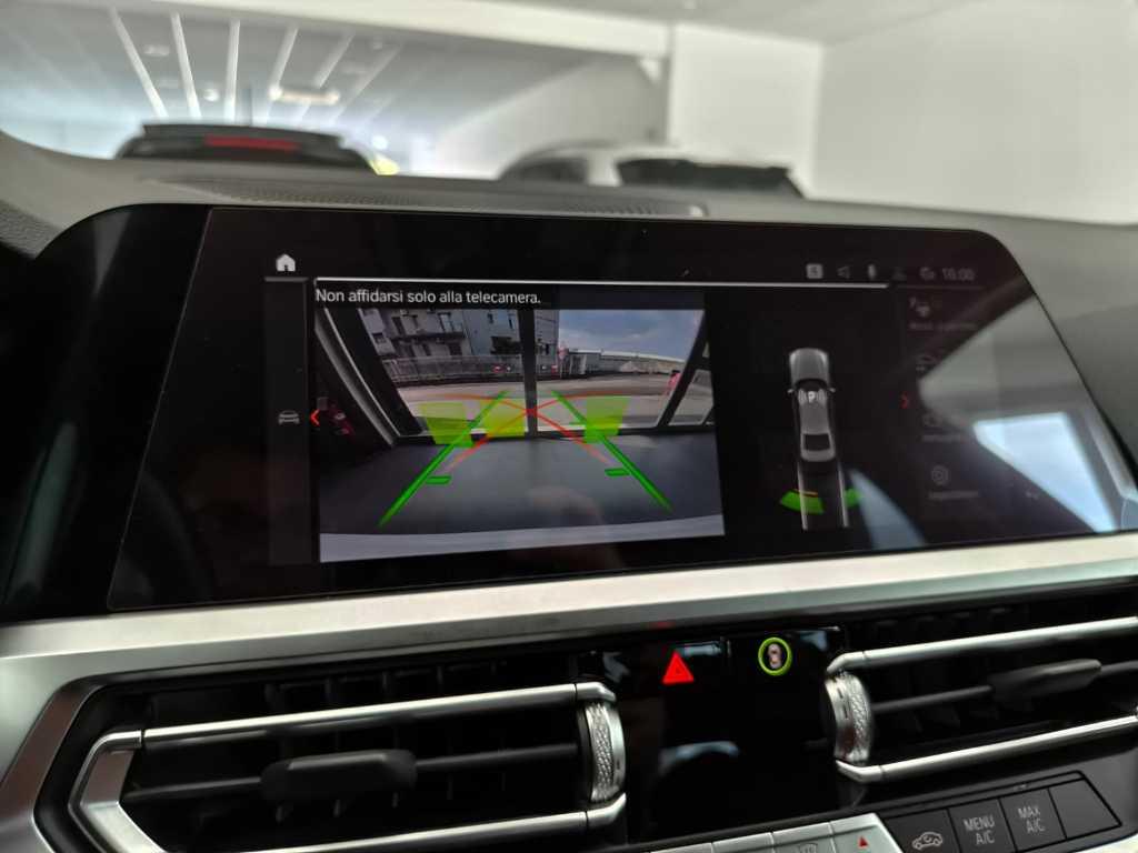 BMW Serie 3 320d mhev 48V xdrive Sport auto