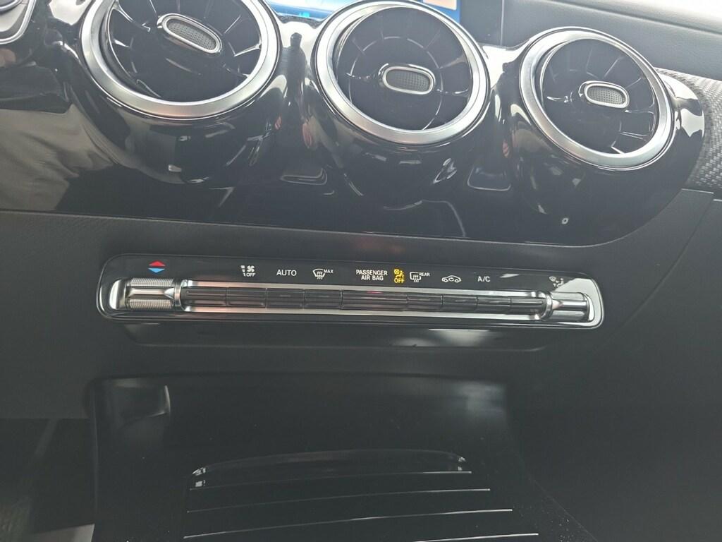 Mercedes CLA Shooting Brake 180 d Advanced auto