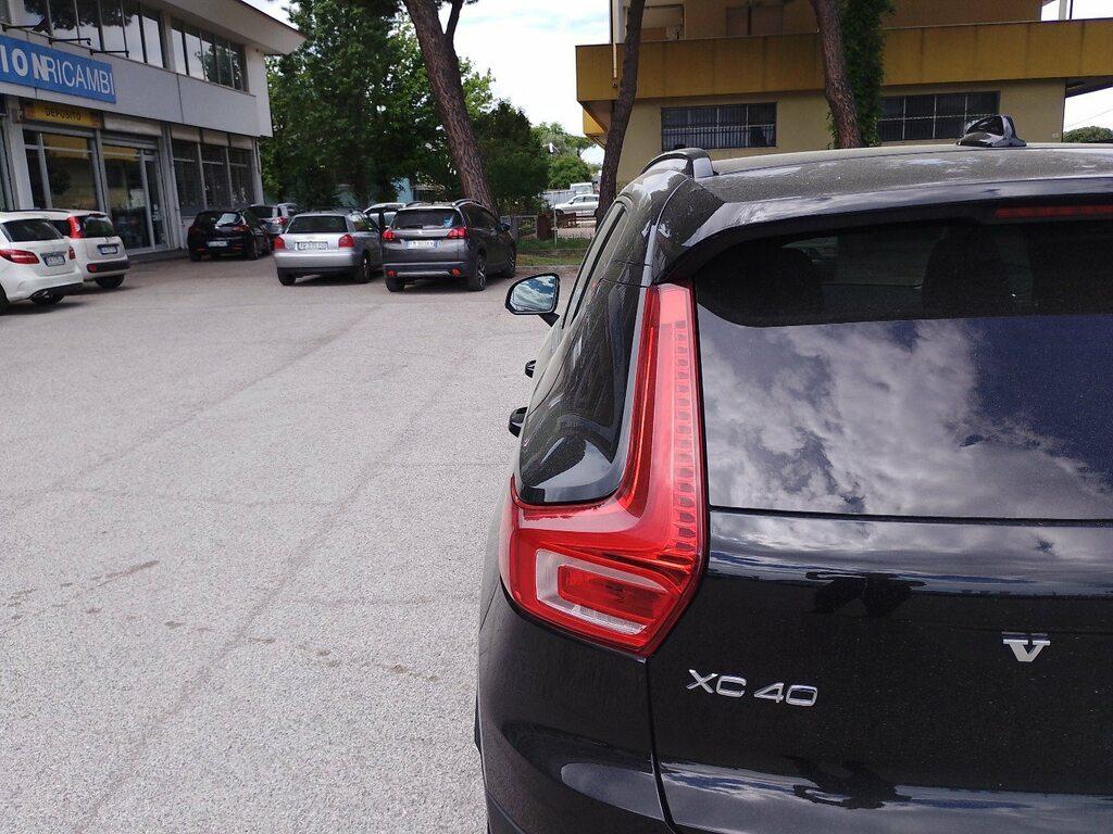 Volvo XC40 2.0 b3 Ultimate Dark auto
