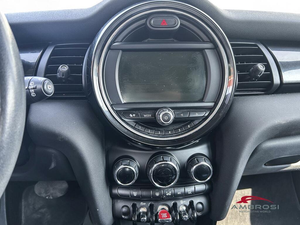 Mini Cooper D 1.5 D Cooper D Hype Auto