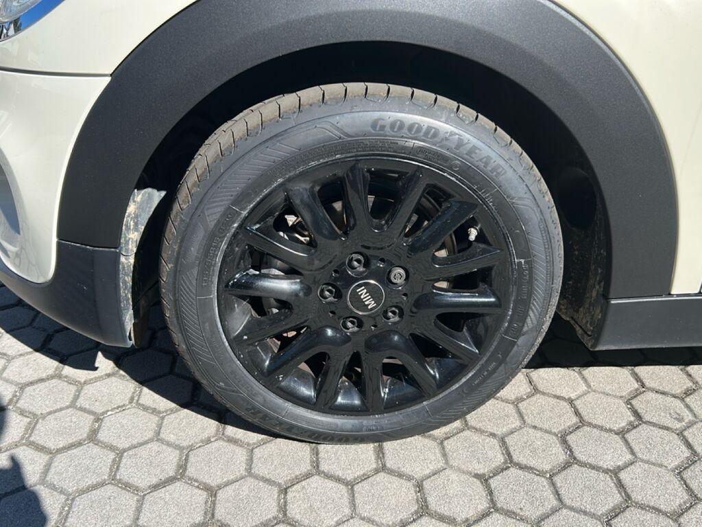 Mini Cooper D 1.5 D Cooper D Hype Auto