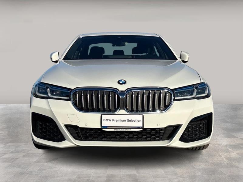 BMW Serie 5 520d mhev 48V xdrive Msport auto