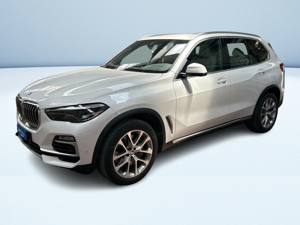 BMW X5 xdrive40d mhev 48V xLine auto