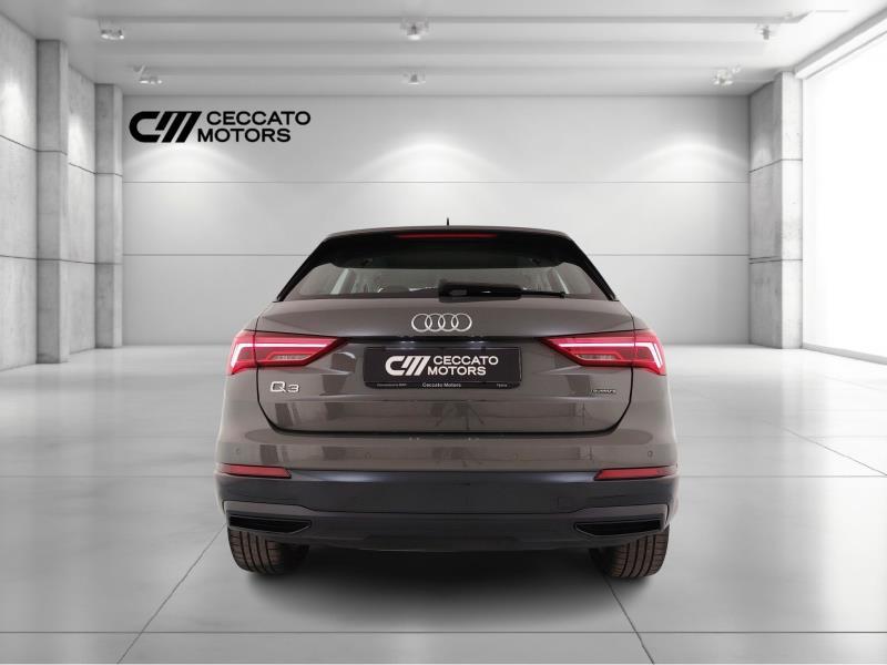 Audi Q3 35 2.0 tdi Business Advanced quattro s-tronic