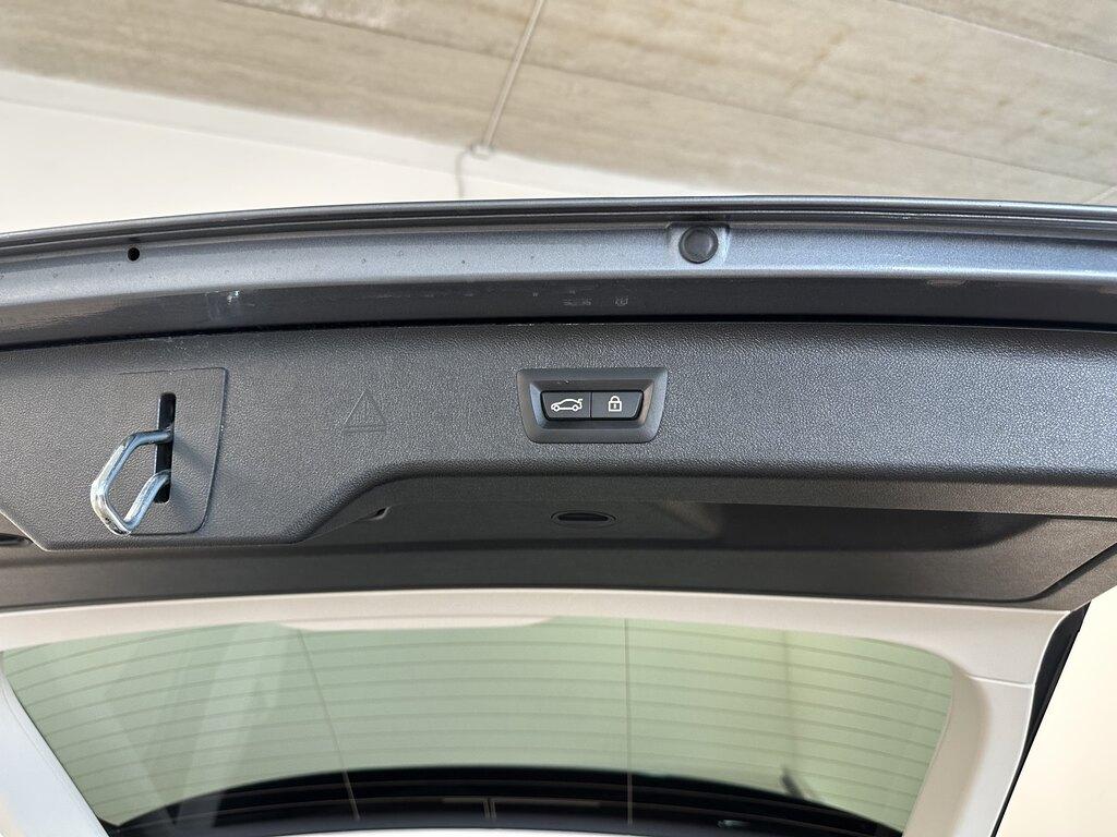 BMW Serie 5 520d Touring mhev 48V Luxury auto