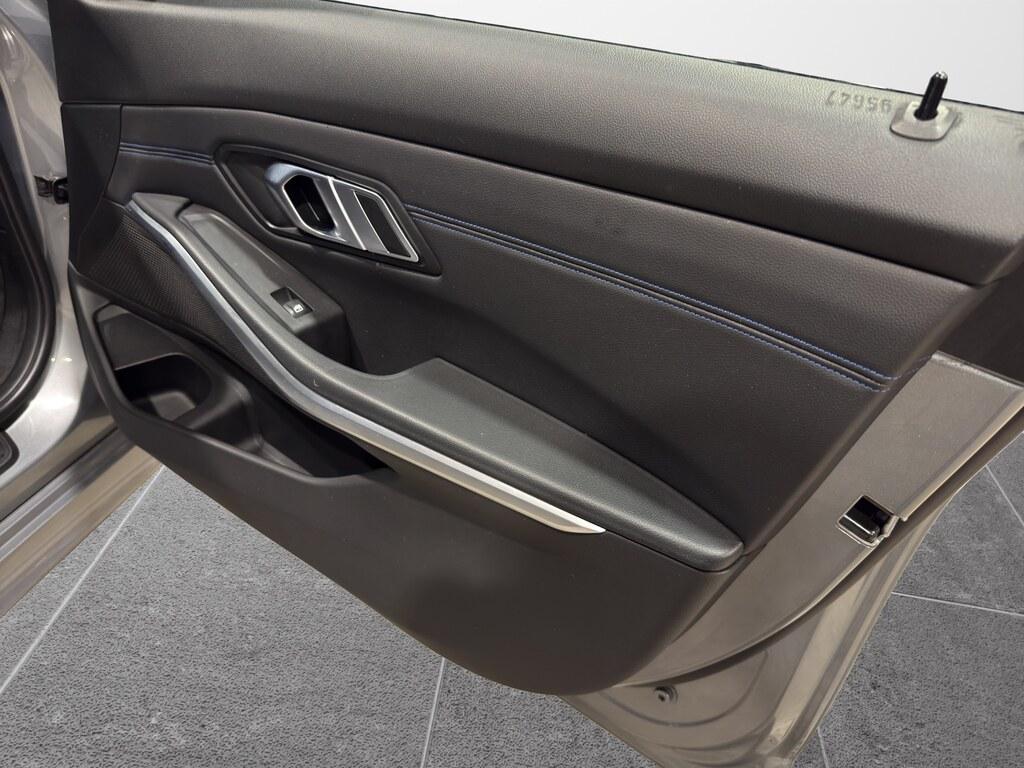 BMW Serie 3 330d Touring mhev 48V Msport auto