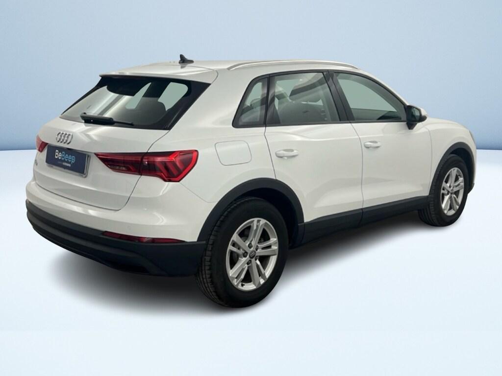 Audi Q3 35 1.5 tfsi mhev Business s-tronic
