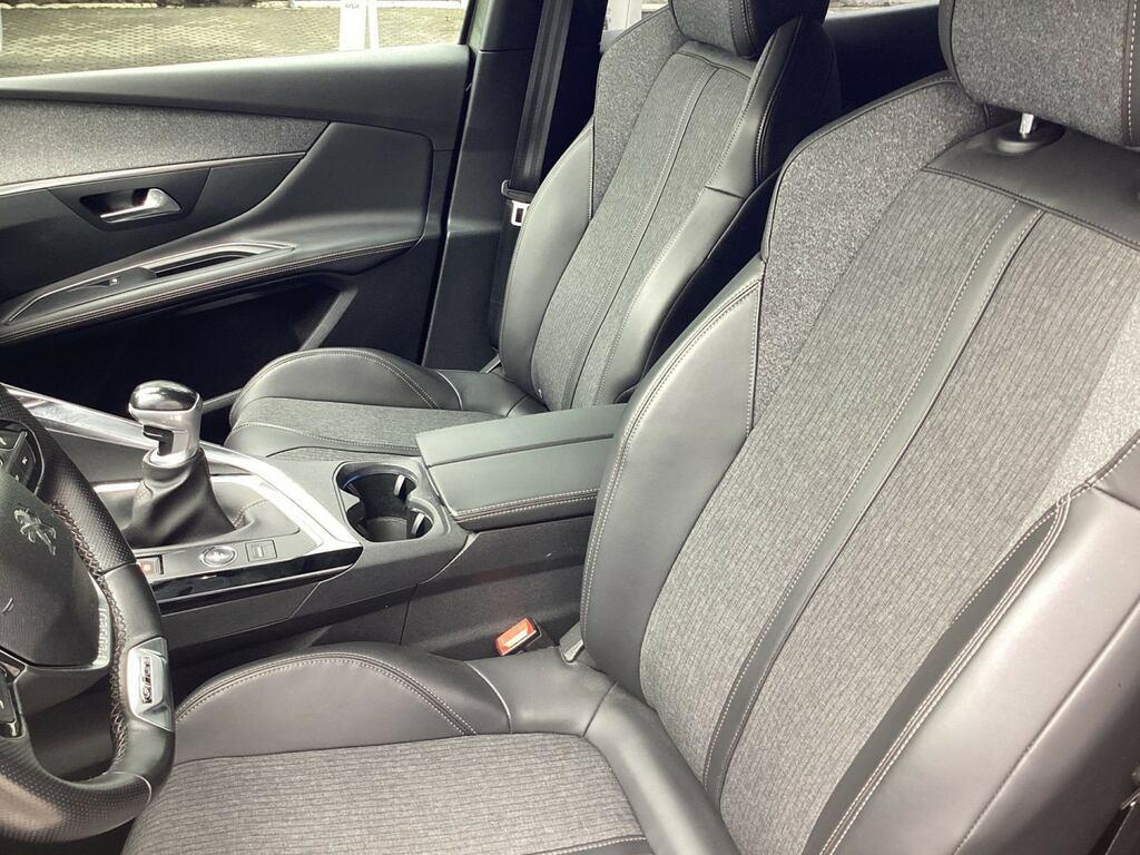 Peugeot 3008 1.5 bluehdi GT Line s&s 130cv