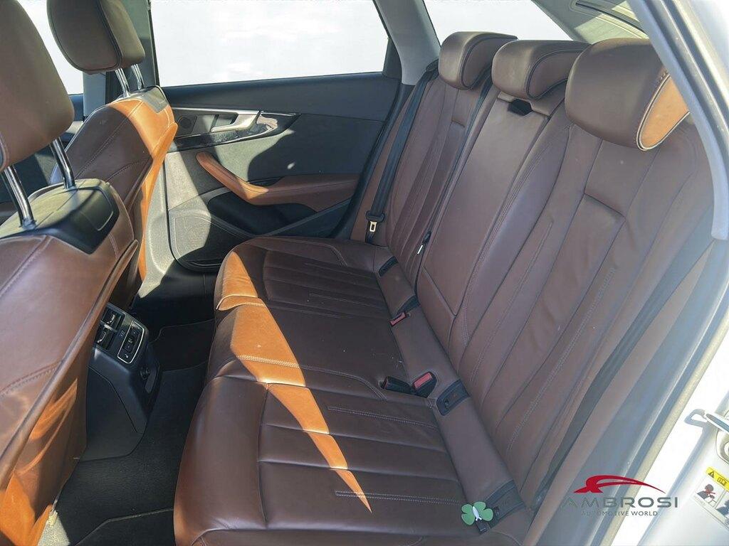 Audi A4 Allroad 40 2.0 tdi mhev Identity Contrast quattro 204cv s-tronic