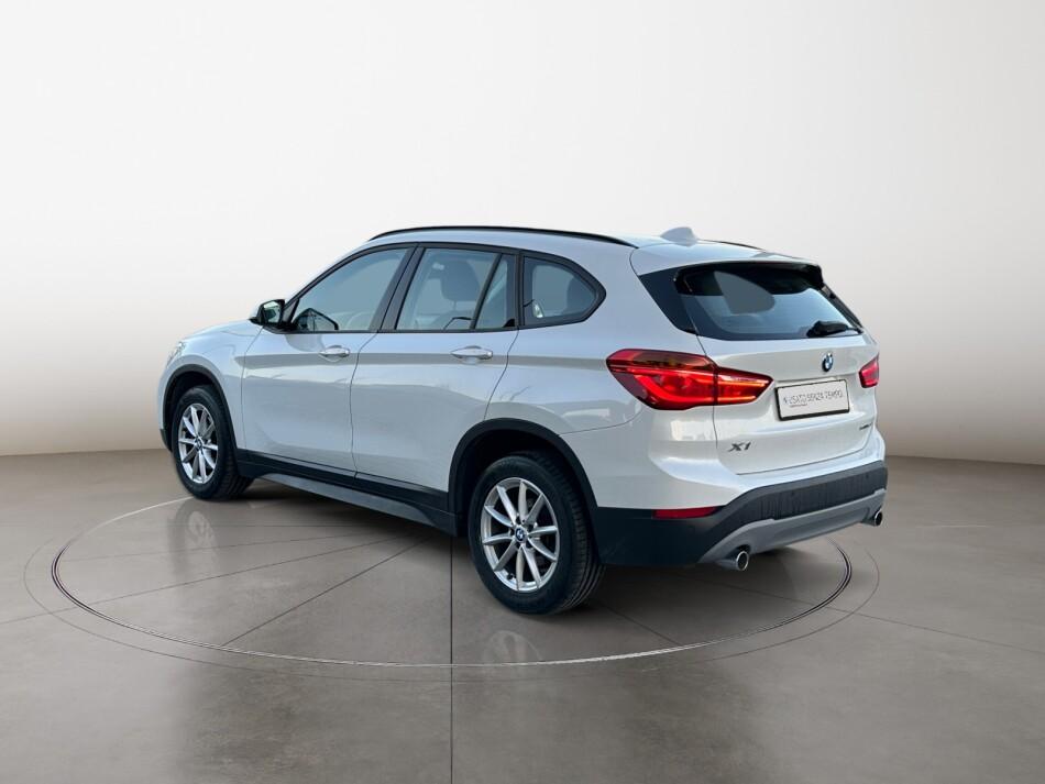 BMW X1 sdrive18d Business auto my18
