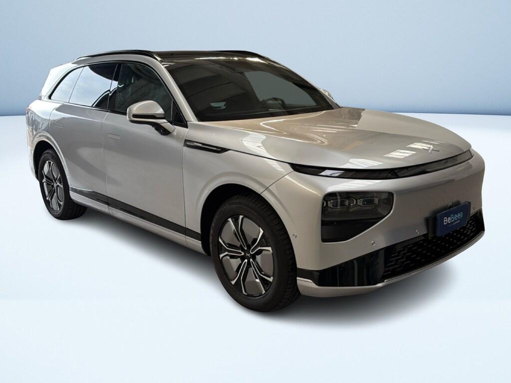 XPeng G9 98 kWh Long Range rwd