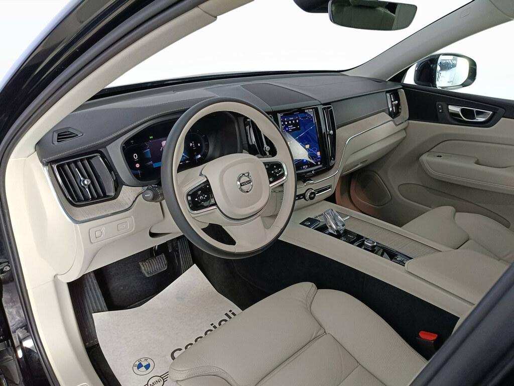 Volvo XC60 2.0 B4 Inscription awd auto