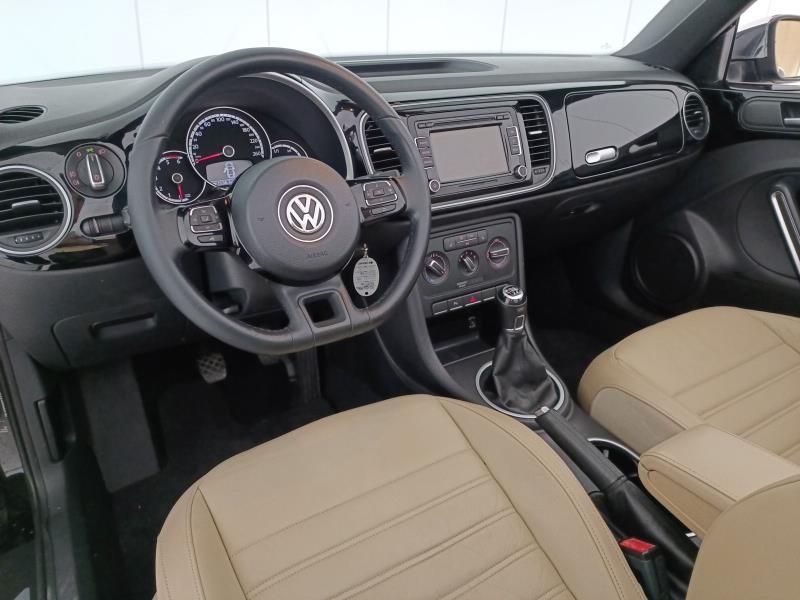 Volkswagen Maggiolino Cabrio 1.6 tdi Design 105cv