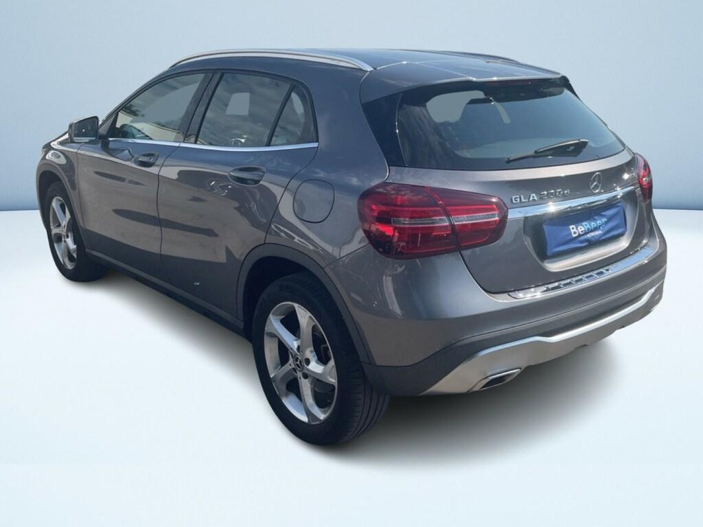 Mercedes GLA 200 d Sport 4matic auto