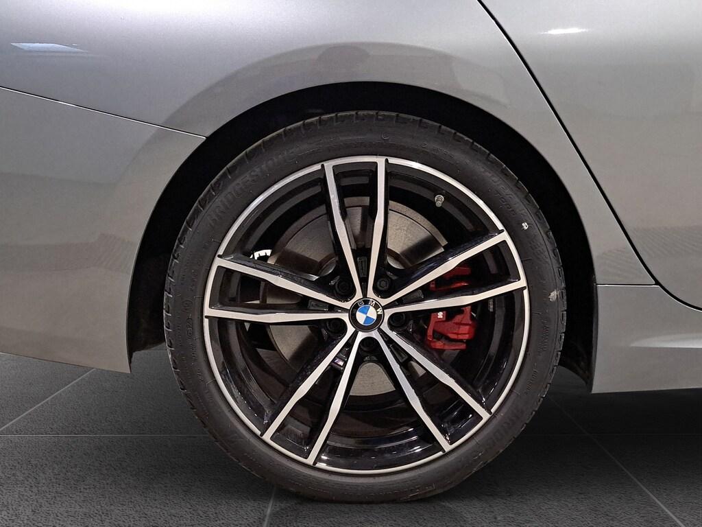 BMW Serie 3 320d mhev 48V auto