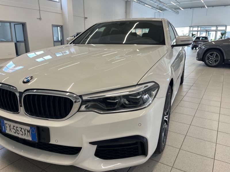 BMW Serie 5 530e xdrive Luxury auto