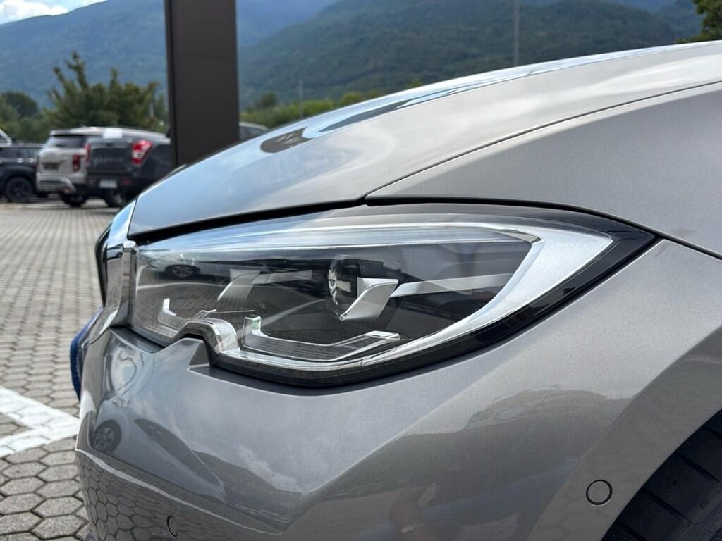 BMW Serie 3 320d Touring mhev 48V xdrive Luxury auto