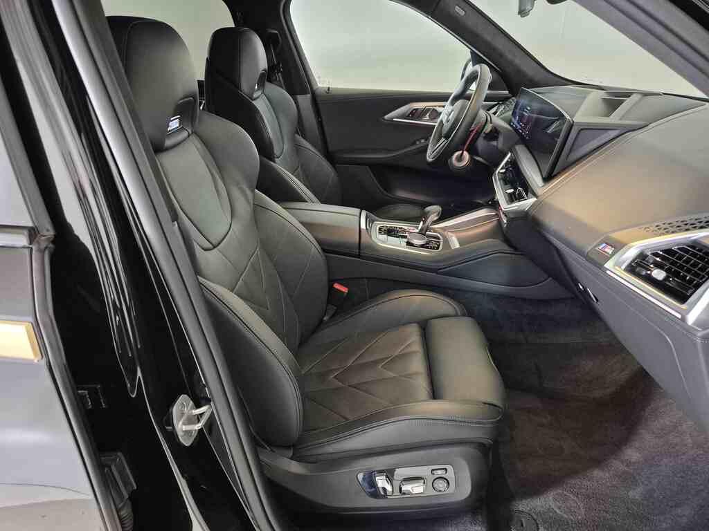 BMW XM 4.4 steptronic