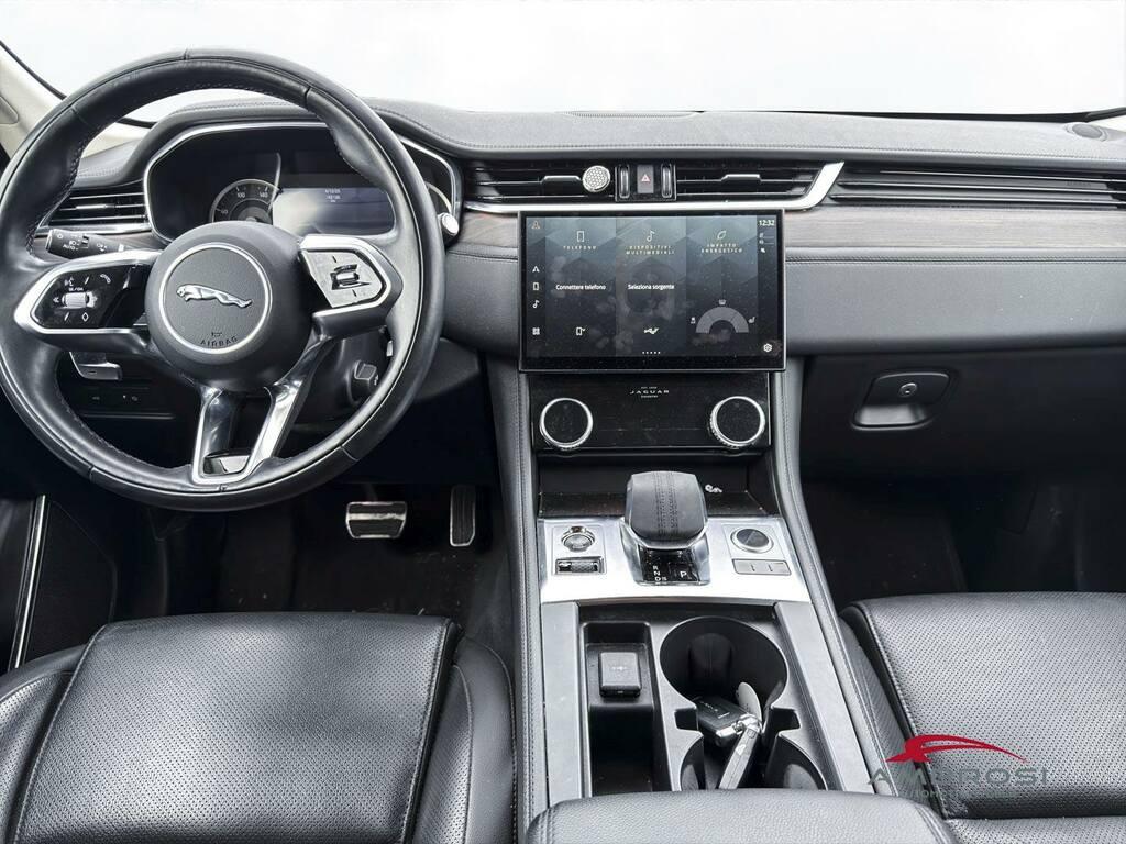 Jaguar F-Pace 2.0 D163 R-Dynamic Black awd auto