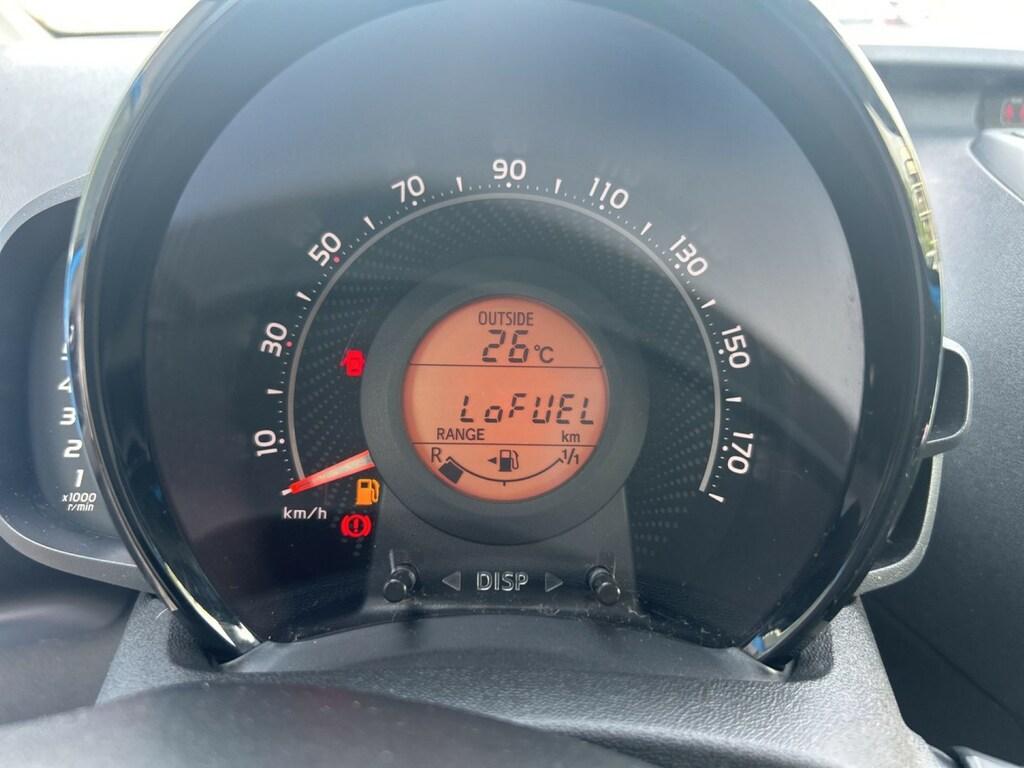 Toyota Aygo 5p 1.0 x-clusiv 72cv
