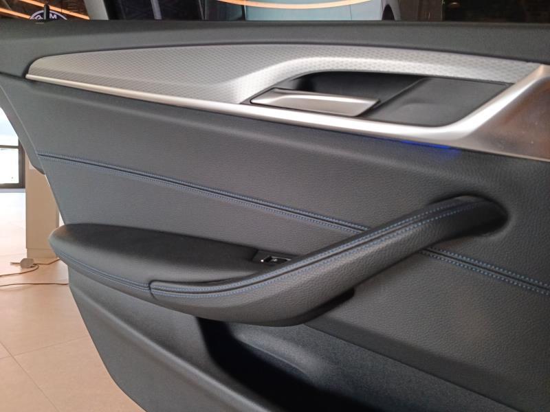 BMW Serie 5 520d Touring xdrive Msport auto