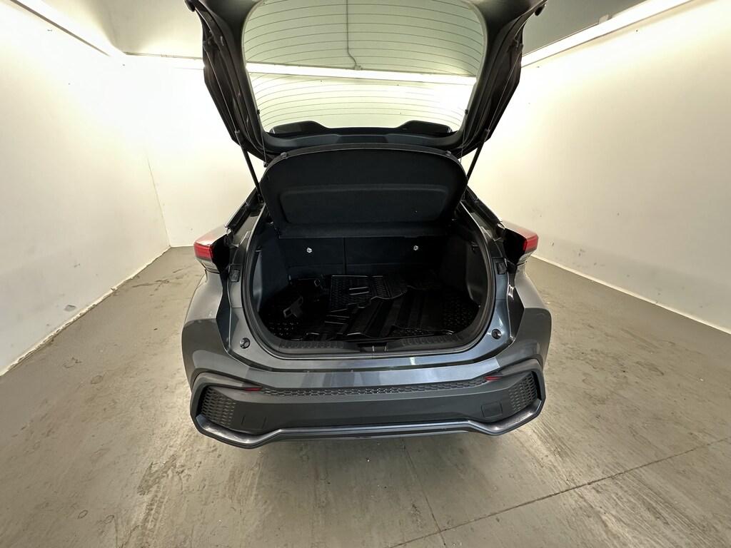Toyota C-HR 1.8 hv Active fwd e-cvt