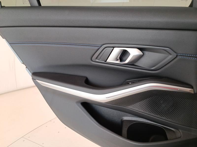 BMW Serie 3 320d mhev 48V Msport xdrive auto