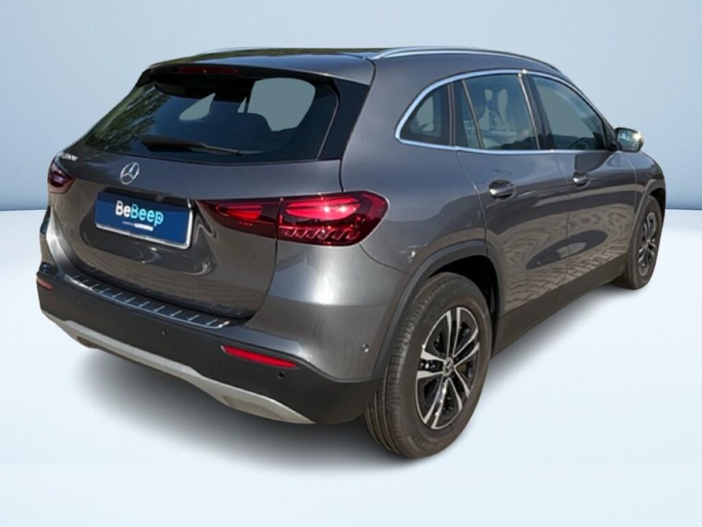 Mercedes GLA 180 d Advanced auto