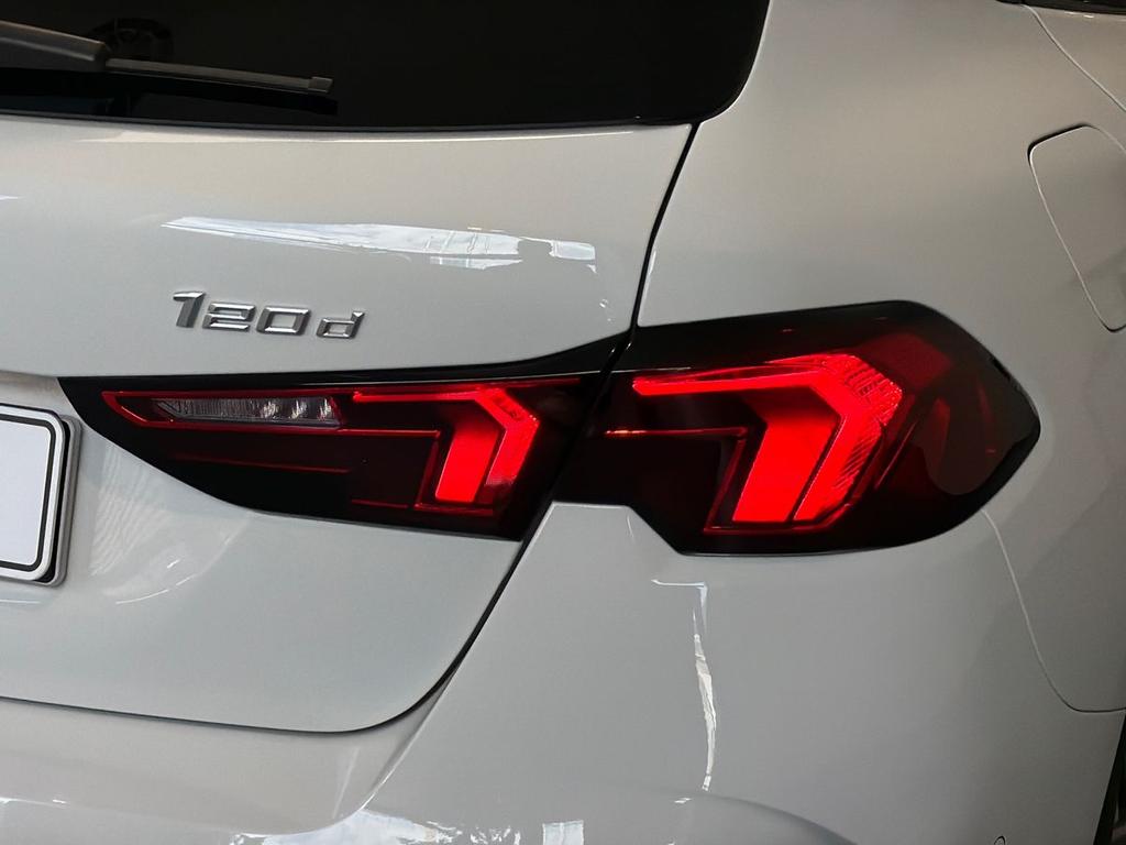 BMW Serie 1 120d 48V MSport auto