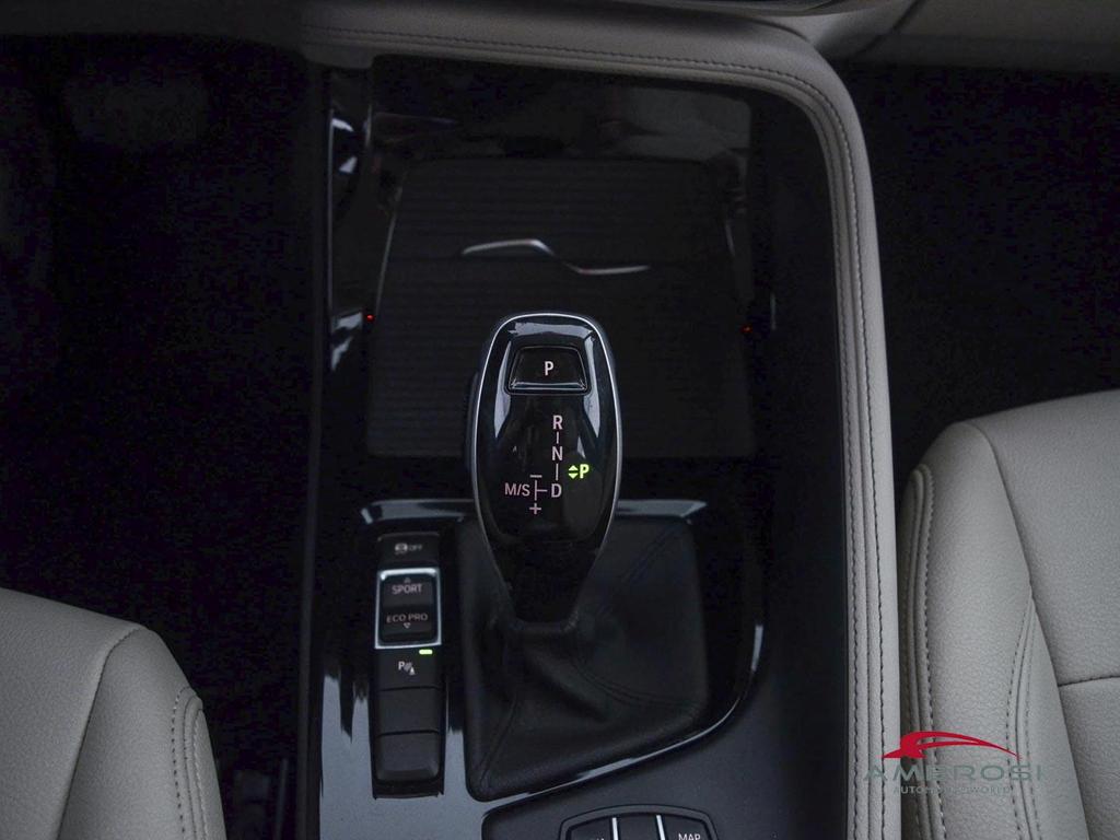 BMW X2 sdrive18d Advantage auto