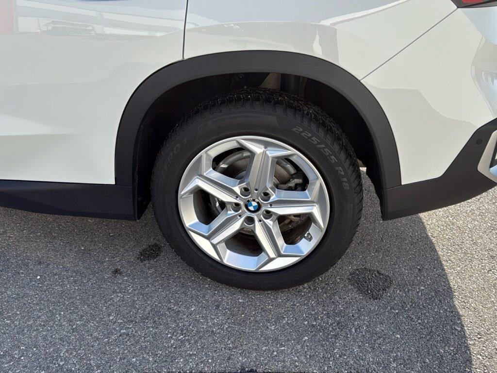 BMW X1 sdrive20i mhev 48V auto