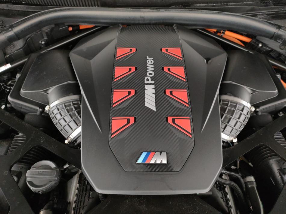 BMW XM 4.4 steptronic