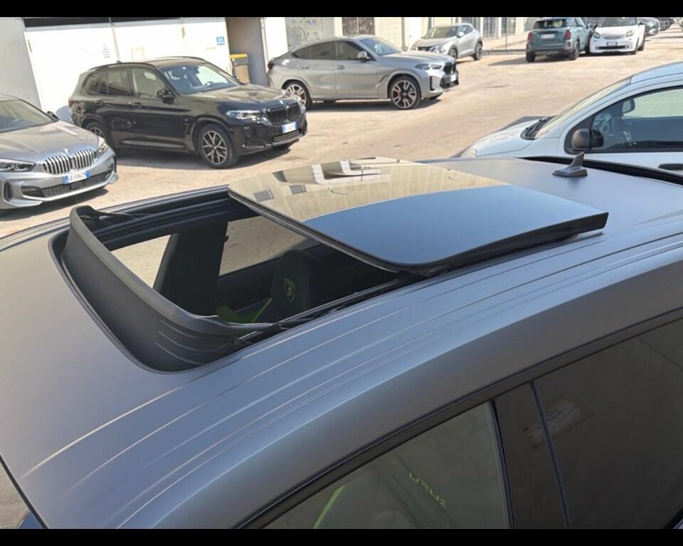 Lamborghini Urus 4.0 V8 auto