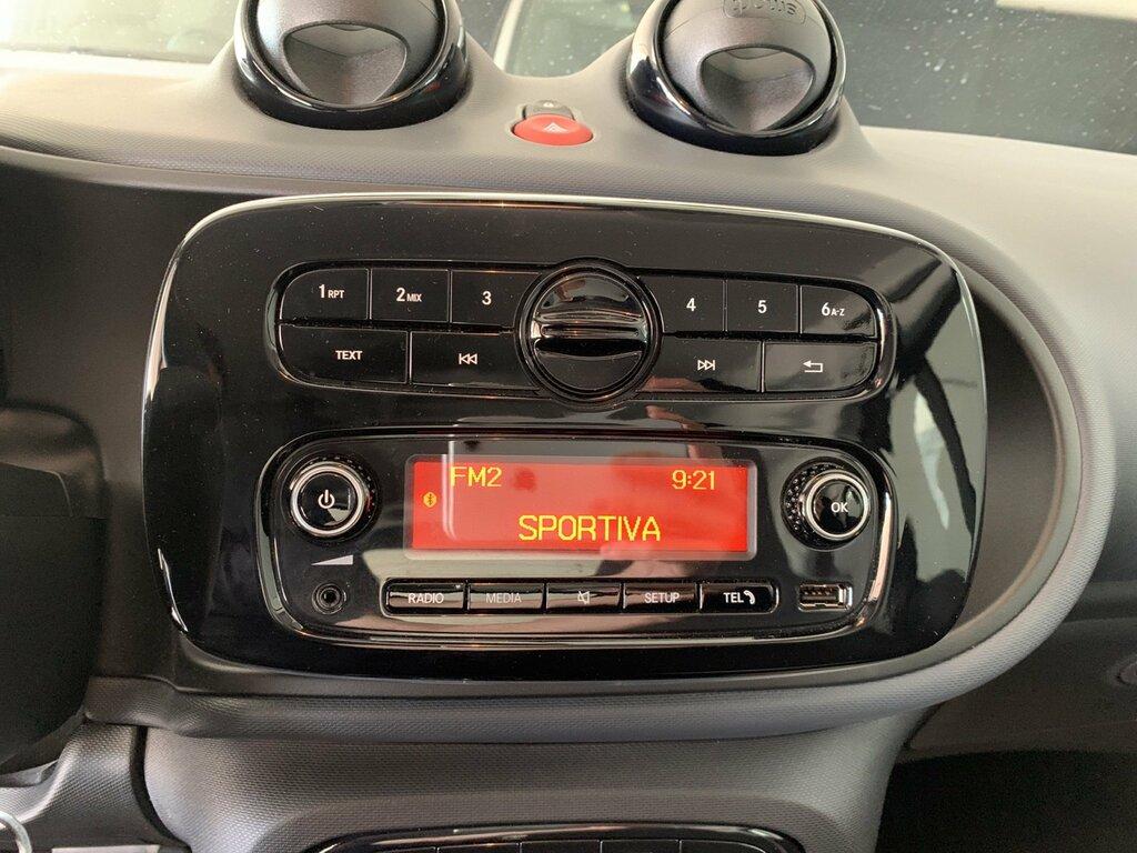Smart fortwo eq Pure 22kW