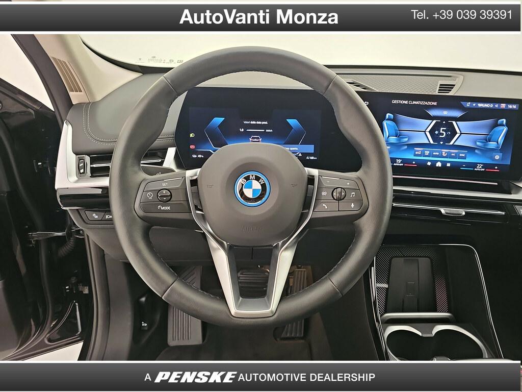 BMW iX1 edrive 20 X-Line