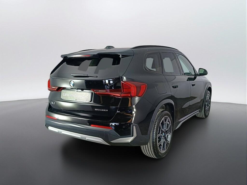 BMW X1 sdrive20i mhev 48V X-Line auto