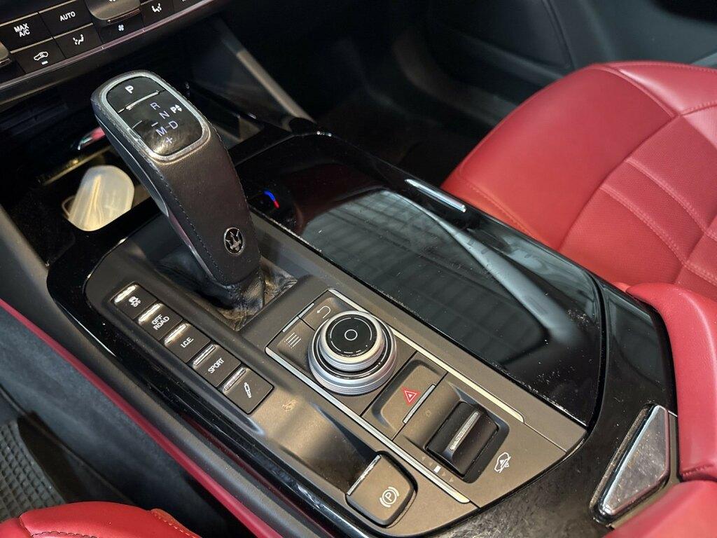 Maserati Levante 3.0 V6 Gransport 250cv auto my19